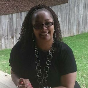 Meet your Posher, Sylvia